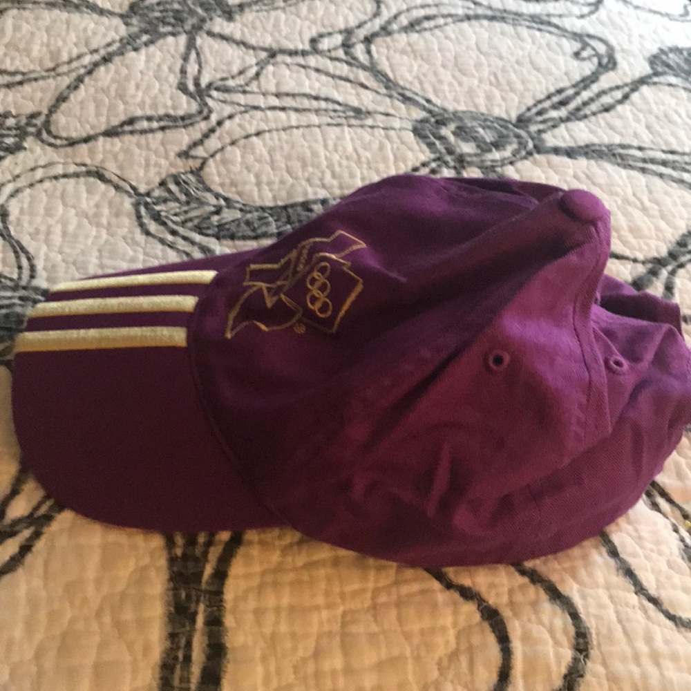 Hat - Picture 2 of 2